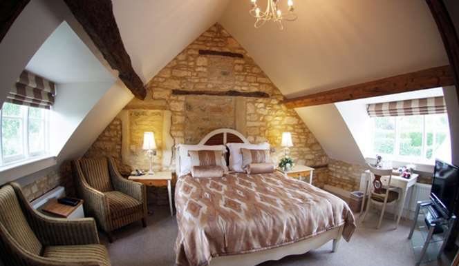 The Kings Hotel تْشيبينْغْ كامبدين الغرفة الصورة